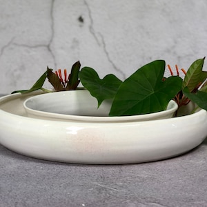 Handcrafted Pansy Ring Vases – Elegant Floral Arrangements for Every Occasion.