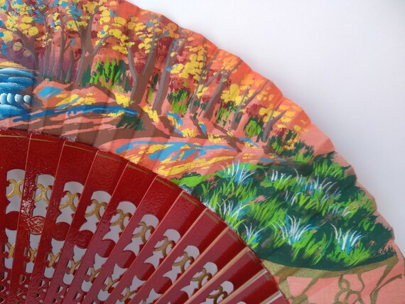 Painted fan depicting an autumn landscape - image 3