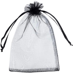Peut inclure: Un sac en tulle noir avec des cordons de serrage noirs. Le sac est vide et pr&ecirc;t &agrave; &ecirc;tre rempli de cadeaux ou de faveurs.