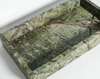 Centerpiece - Pocket Emptier - Forest Green Marble