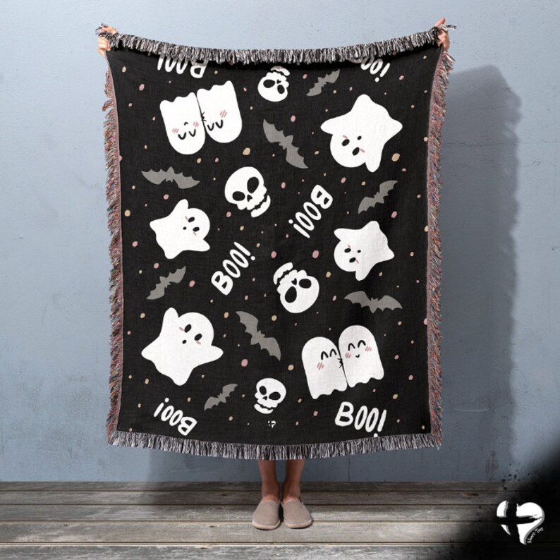 Spooky Meow Quilted Blanket NCU0DV441 main image 1