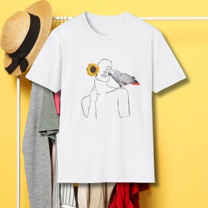 Perroquet gris africain avec dessin au trait femme T-shirt blanc unisexe Softstyle, chemise pour maman gris africain pour animal de compagnie, cadeau tee de nouvel an pour propriétaire gris africain