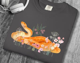 corn snake T-shirt Cute pet corn Snake with wild flower  pet corn snake gift shirt for exotic pet owner pet snake comfort color