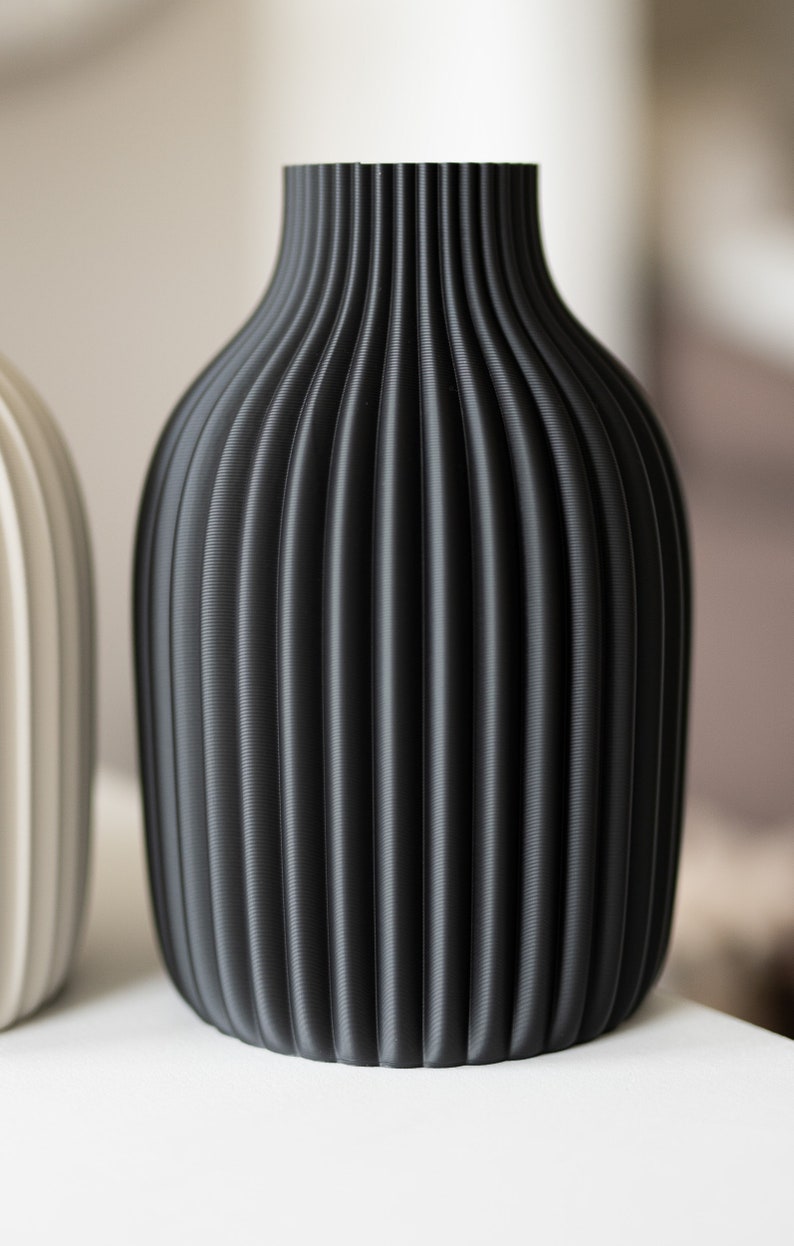 NEU Vase / Dekovase / 3D Druck Torm / Pampasgras / Trockenblumen / Dekoration / Eukalyptus / Bouquet / Schleierkraut schwarz
