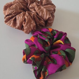 Viscose hair scrunchies, set of 2