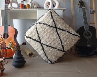 Moroccan Pouf Floor Pouf Moroccan Ottoman Square Pouf Yoga Meditation Cushion, Outdoor Beni Ourain Pillows 21"x21"x10" Gift Chrismas Gifts