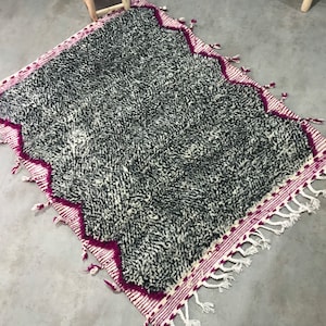Small Moroccan Rug, Gray Beni Ourain, Purple Rug - Small Beni Ourain Rug-Berber Wool Rug-Morocco Small Rug- Grey Handmade RugWholesale