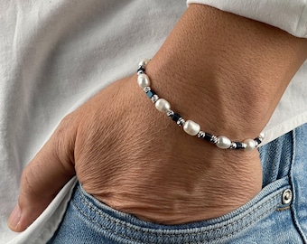 Men's Freshwater Pearl Bracelet with Navy Blue Hematite Beads