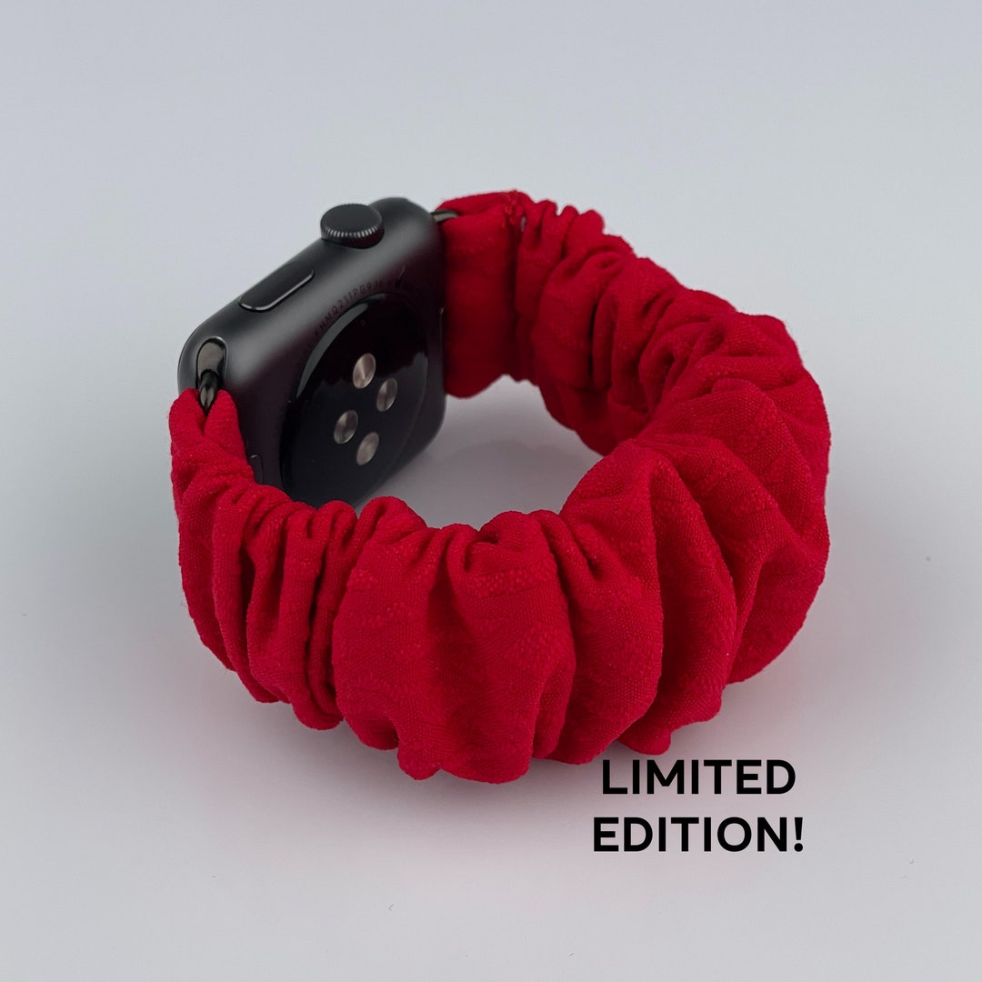 SCRUNCHIE APPLE WATCH BAND, COMING IN HOT main image 1