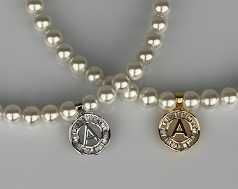 Collana iniziale di perle / Collana iniziale personalizzata / Collana iniziale di perle personalizzata / Idea regalo per fidanzata / Regali per donne