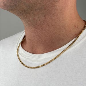 Men&#39;s Waterproof Gold Cuban Link Chain Necklace