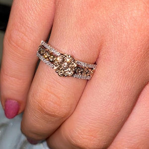 9ct Yellow Gold Ladies Brilliant Cut Congac Diamond Floral Set Ring 0.50 Carat