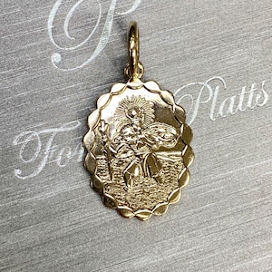9ct Vintage Solid Yellow Gold St Christopher Pendant