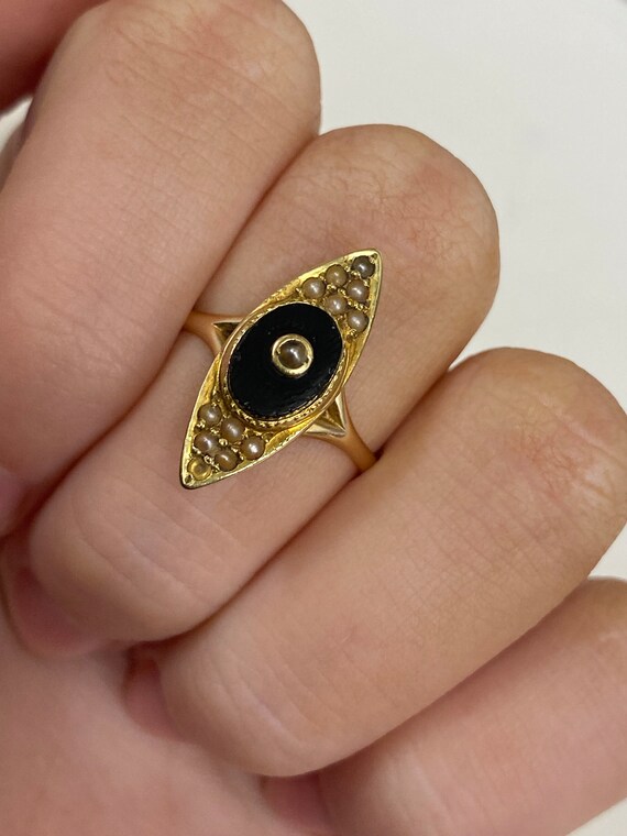 9ct yellow gold black onyx and seed pearl ring