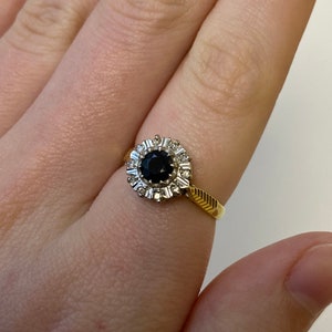 Vintage 18carat yellow gold sapphire and diamond cluster ring