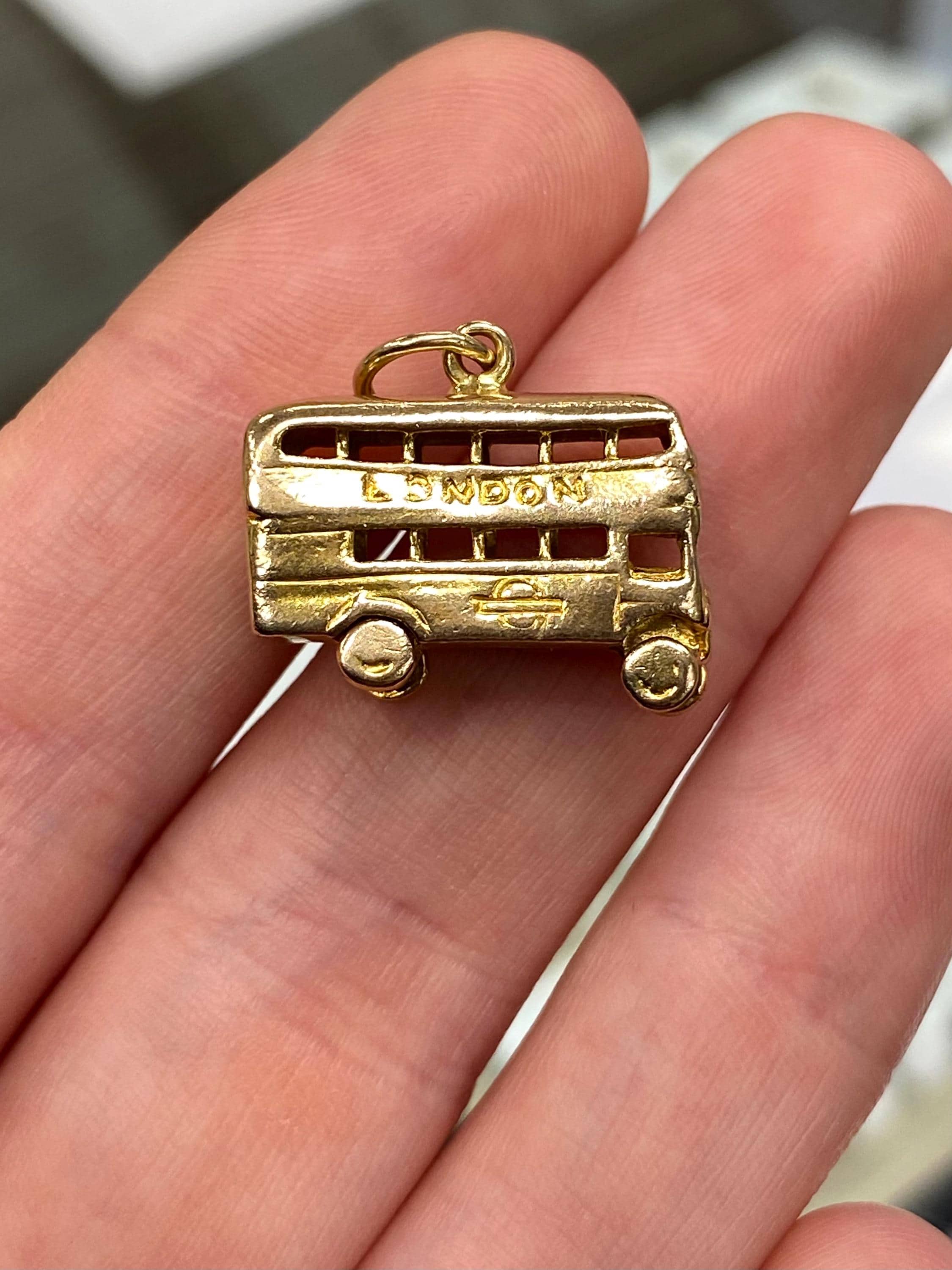 アンティーク9Kロンドンバス チャーム 9ct Gold Bus Charm - Etsy