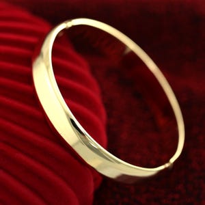 Yellow Gold Filled Bangle, Classic Round Chunky Plain Bangle, 10mm Wide Heavy Band Bangle Bracelet, Wedding Party Bangle, 60mm Diameter