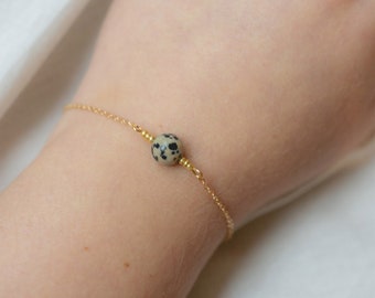 Armband | Perlen | Edelstein | Dalmatiner Jaspis | Naturstein | Schmuck | Gold | Unikat | minimalistisch