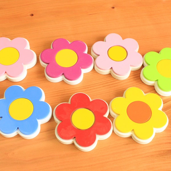 Flower Knobs for Drawer and Dresser, Natural Wooden Nursery Knobs for Kids Room, Dresser and Drawer Bedroom Handle