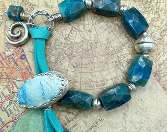 Apatite Bracelet, Turquoise Button, Boho Western Bracelet, Gemstone Bracelet, Bohemian Jewelry