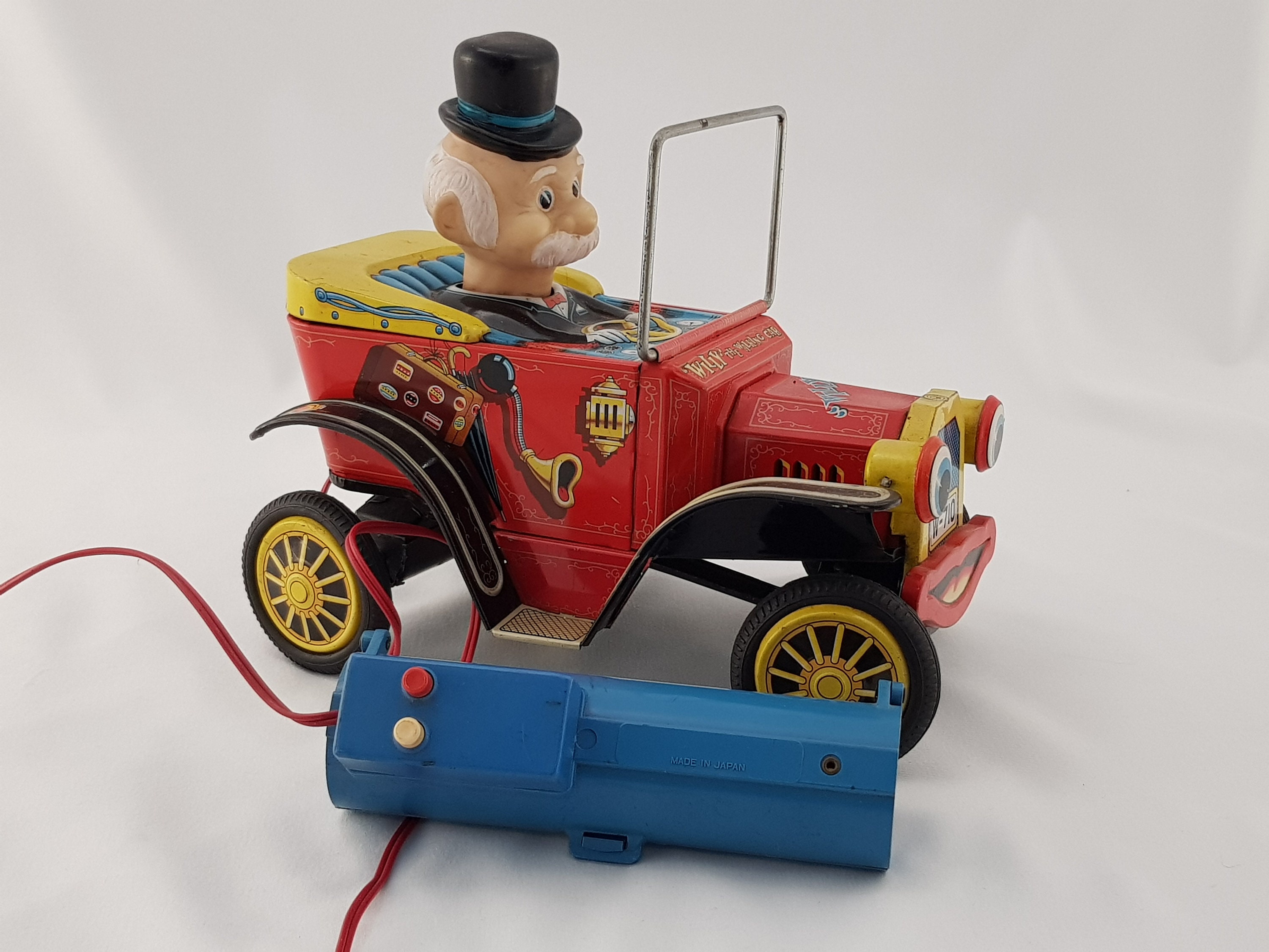 Walking hotsell car toy