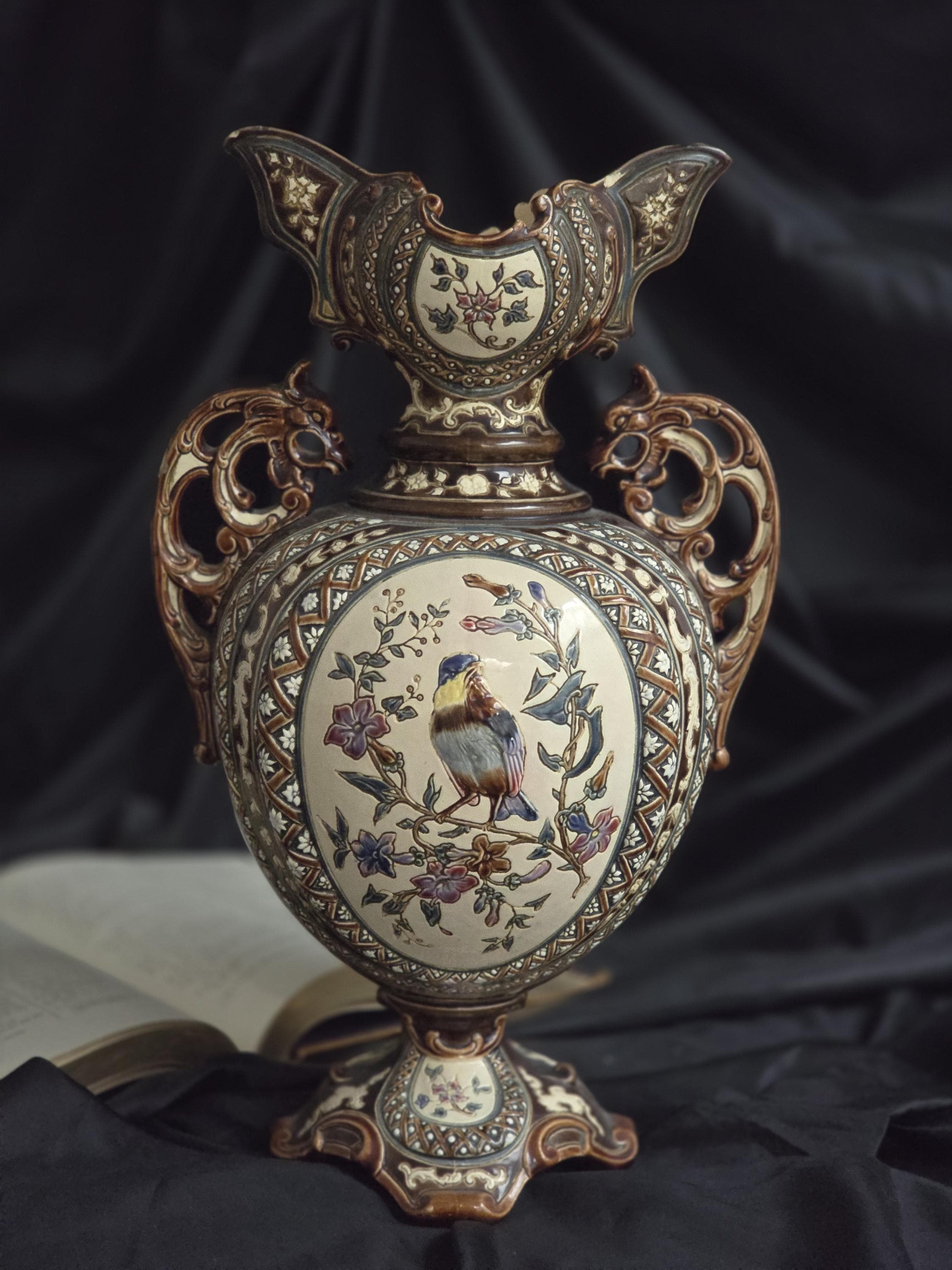 Gerbing and Stephan Majolica Vase 1885 - Etsy Israel