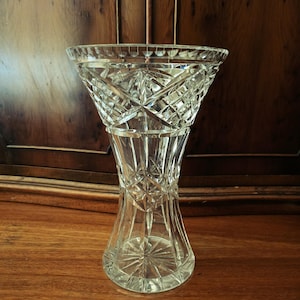Große Vase Kristall Continental Bohemia, handgeschliffen 24,1 cm hoch ( GC1062)