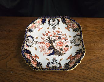 Royal Crown Derby Kings Imari Teller: Antike Süßwarenschale aus Porzellan, 1887