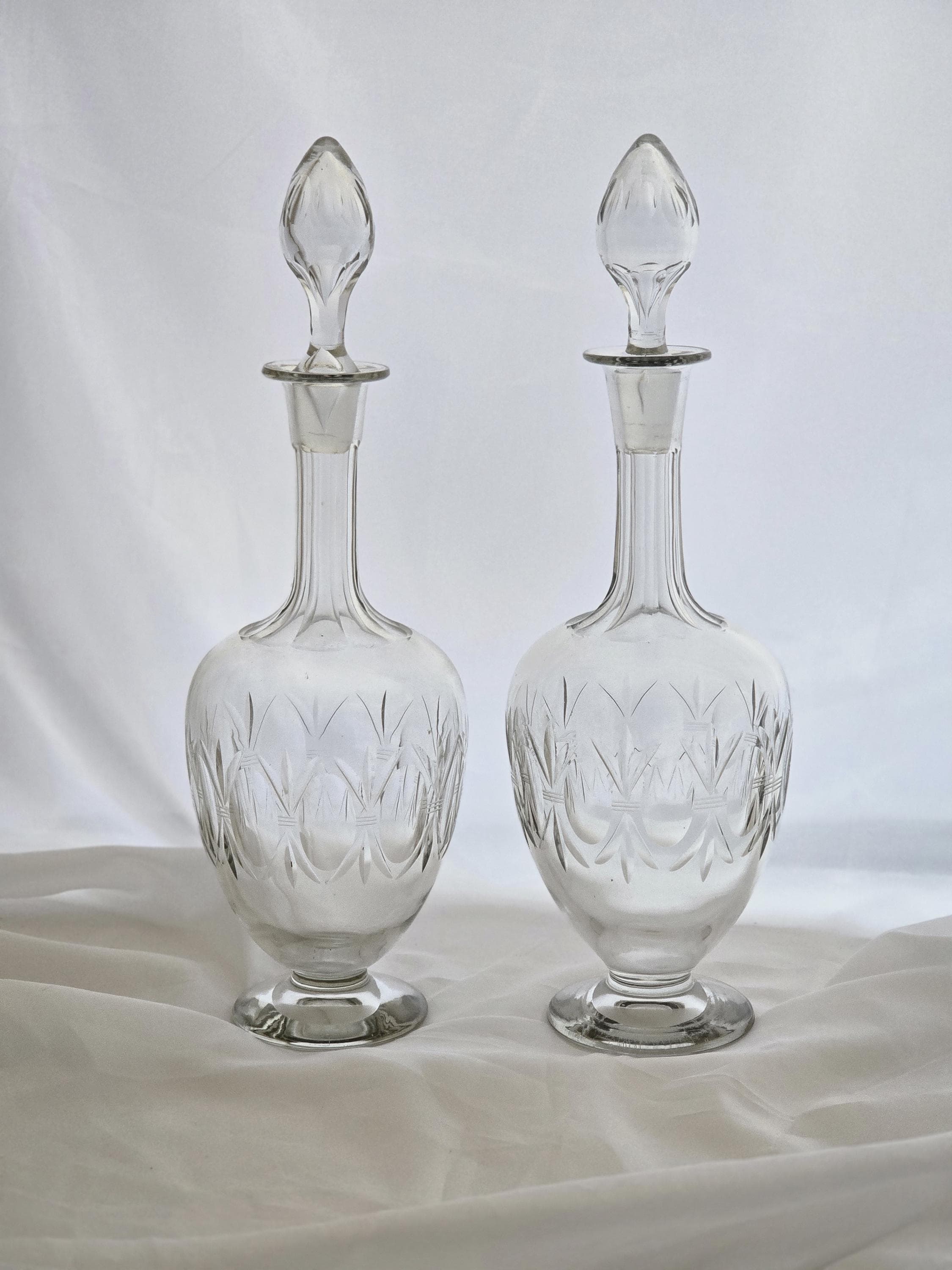 Baccarat Art Deco Wine Decanter Pair: 1900s French Crystal Carafes