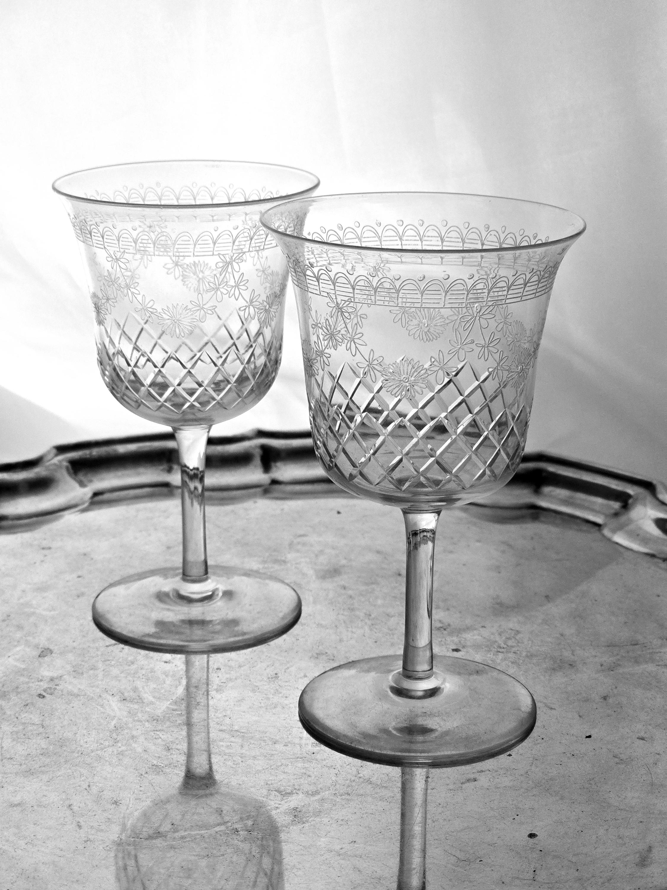 Thomas Webb and Sons Antique Victorian 1900s Pair of Wine Glasses