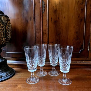 Edinburgh Crystal Scotland APPIN pattern Set of 6 champagne flutes star cut base
