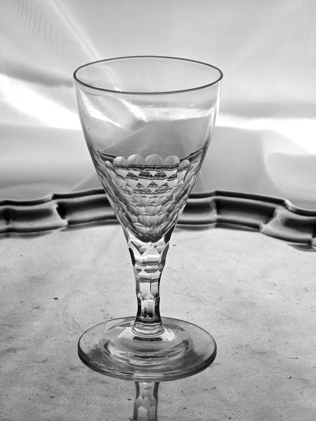 George ||| Wine Glass Circa 1800 Lead Glass Facet Stem ( GC1339
