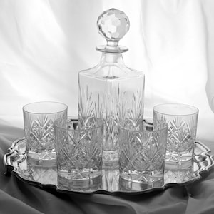 Edinburgh Botschaftskaraffe plus 4x passender Old Fashioned Whisky