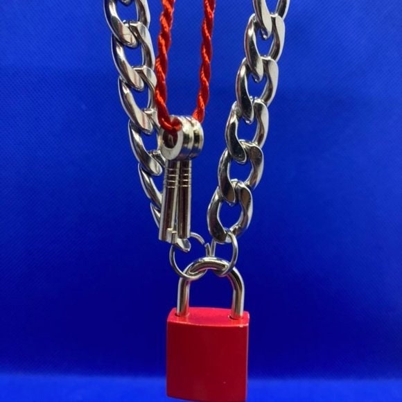 Vivienne Westwood - loop , 縛 Vivienne Westwood Padlock Necklace - Etsy