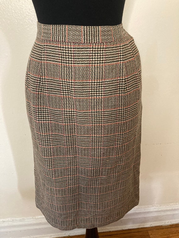 Vintage Leslie Fay Earth tones Plaid Skirt