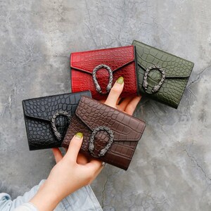 Women's Luxury Small Leather Goods and Wallets - LOUIS VUITTON ®