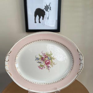 Vintage Homer Laughlin Eggshell Georgian Chateau Pink Serving Platter – Floral with Gold Trim – Elegant Shabby Chic Tableware
