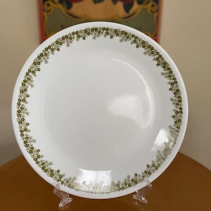 Vintage Corelle Spring Blossom Green Dinner Plate | 10-Inch Corningware | Nostalgic Floral Design