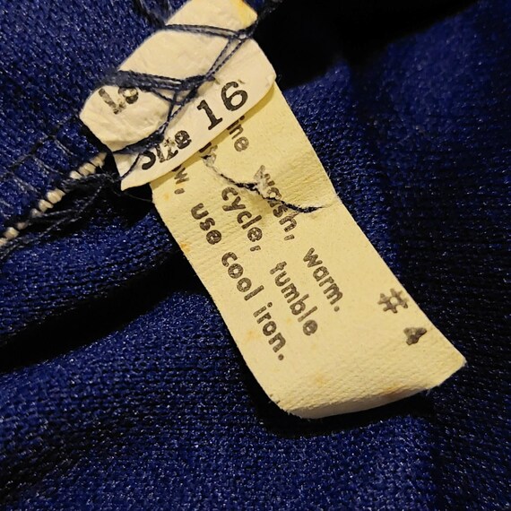 Vintage 60’s Navy and White Patterned Blouse and … - image 9