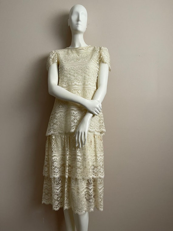 Vintage 1970’s Ivory Lace, 2-piece dropped-waist d