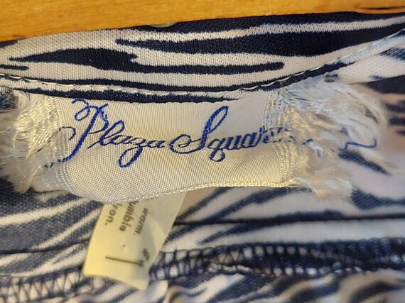 Vintage 60’s Navy and White Patterned Blouse and … - image 8