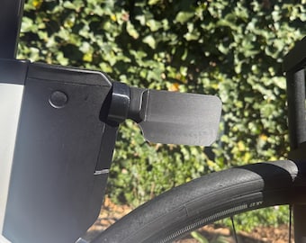 Race number holder for triathlon, aero, time trial bikes, and road bikes – universal fit for Garmin