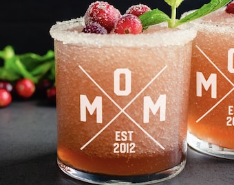 Custom Mom Cocktail Glass Personalized Mother&#39;s Day Gift Mom Established Date Glass Bourbon Glass Cocktail Mother&#39;s Day Present New Mom Gift