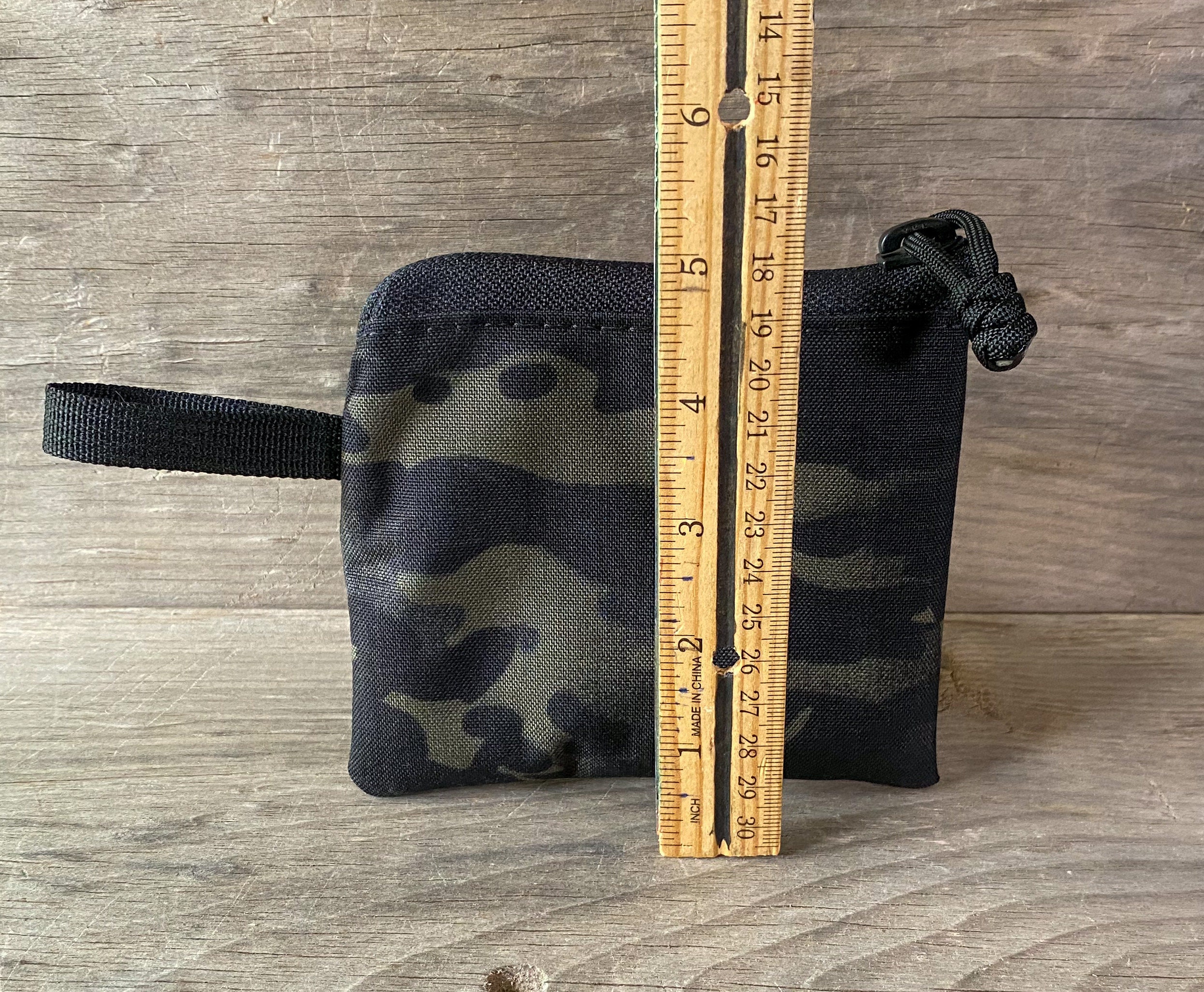【BlackEyePatch】OG LABEL PATCHED REALTREE SHOULDER POUCH OG LABEL PATCHED REALTREE SHOULDER POUCH – BlackEyePatch