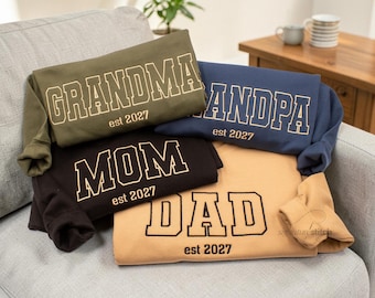 Embroidered Mom and Dad Matching Sweatshirts, New Grandma Gift, Grandma and Grandpa Shirts, Personalized Family Sweatshirts