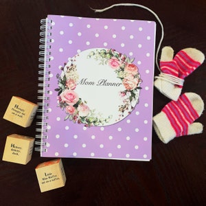 Daily Planner for Moms|Undated| MealPlan| Budget| PartyPlanner| HomeworkActivityTracking|Grocery Lists|Todos| Selfcare|Stationery|GiftforMom