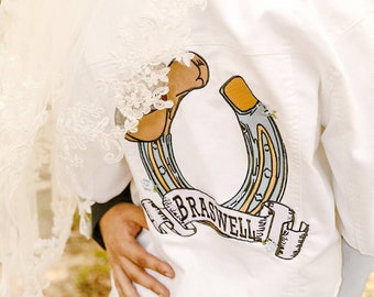Gestickter Name Wranglin 'Braut | Benutzerdefinierte nachhaltige Braut Jeansjacke | Kuhmädchen | Hochzeit Jacke | Verlobungs-Jacke