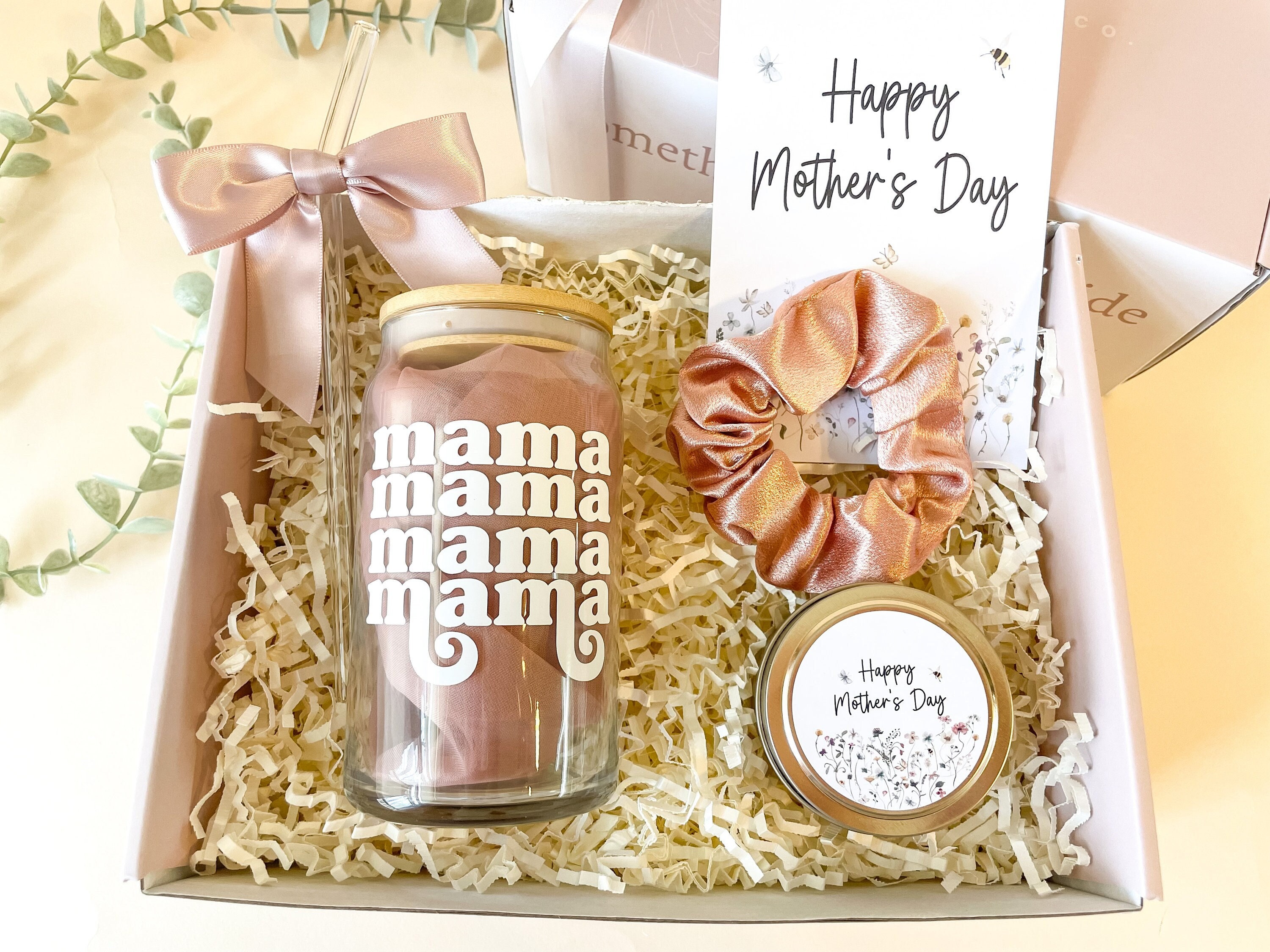 Mother's Day Mini Candle Gift Set - Fruity & Floral - Set of 4 – Cedar  Mountain Candle