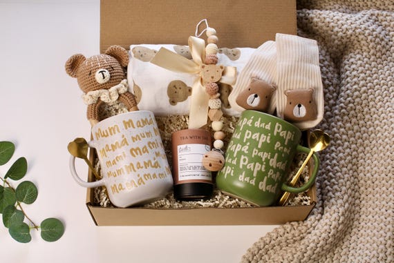 New Parents Gift Box, Mom and Dad Mugs, Baby Shower Gift