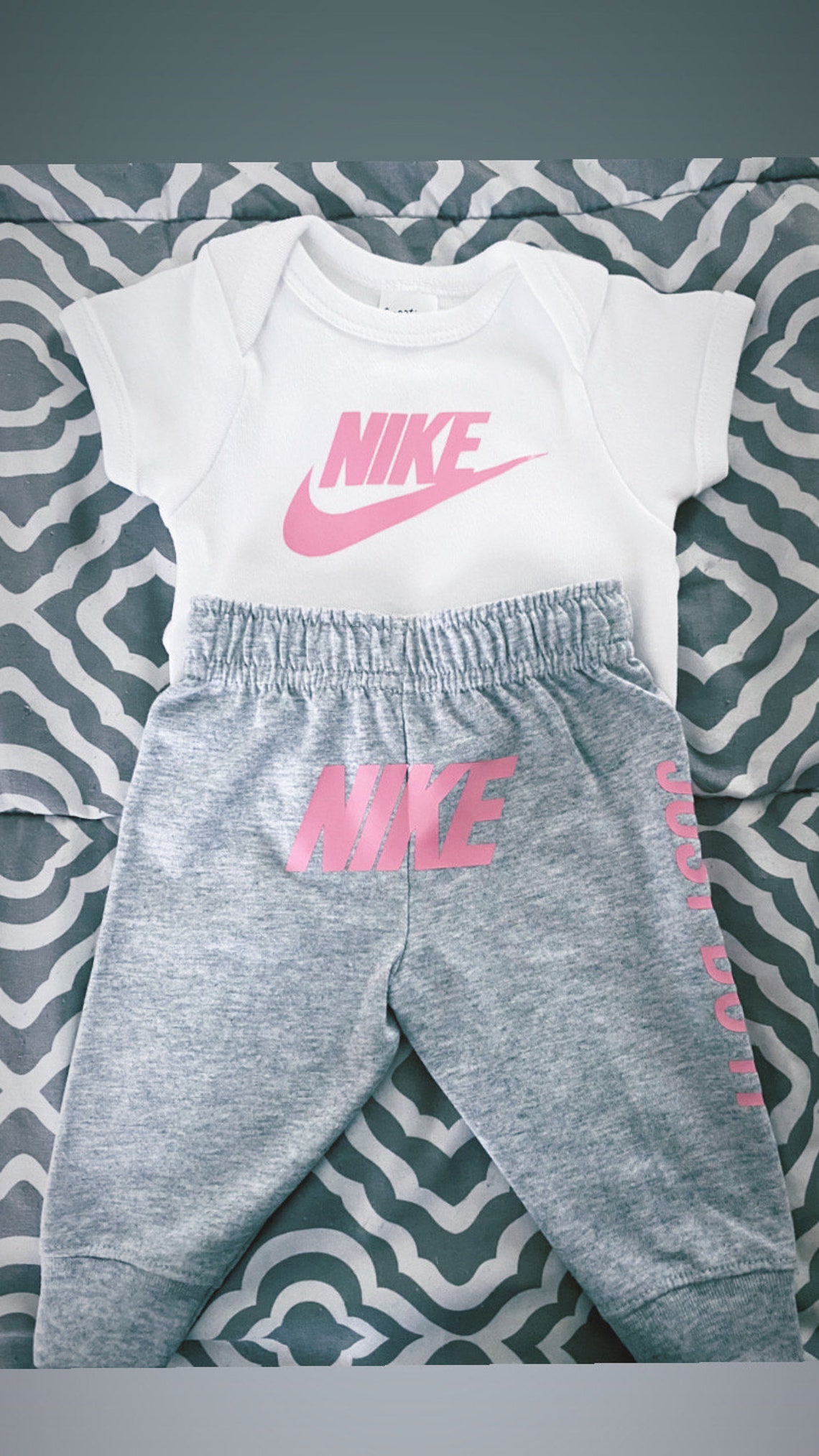 infant nike tuned